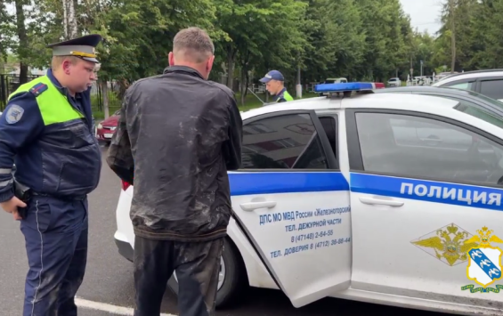 В Железногорске задержан пьяный водитель, пытавшийся скрыться от сотрудников ДПС