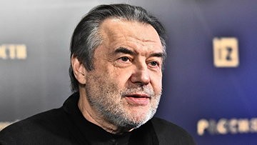 Суд отказал в жалобе правообладателя песен группы "Кино" к ООО режиссера Учителя