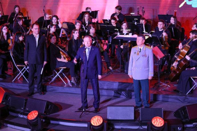 Александр Беглов: День Героев Отечества — это праздник мужества, верности долгу и Родине Александр Беглов: День Героев Отечества — это праздник мужества, верности долгу и Родине