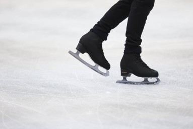 Пара Гусева-Овчинников одержала победу на этапе юниорского Гран-при в Омске