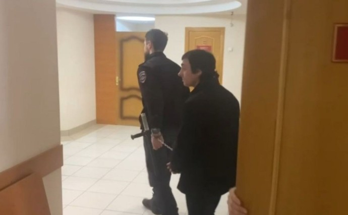 На Камчатке жестокого ревнивца осудили за насилие над девушкой и её питомцем