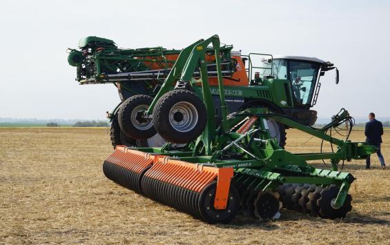 В Курской области проверили качество основного урожая подсолнечника 2025 года