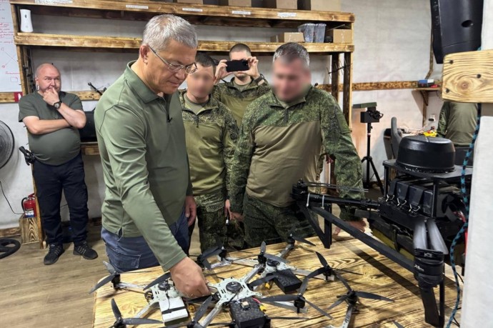 Хабиров сдержал слово, данное военнослужащим 12-й гвардейской бригады