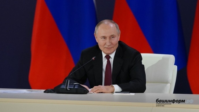 Путин анонсировал перестройку экономики и новые меры поддержки семей Путин анонсировал перестройку экономики и новые меры поддержки семей