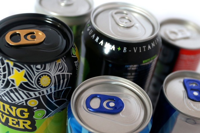 СФ поддержал закон об ужесточении регулирования рекламы энергетиков