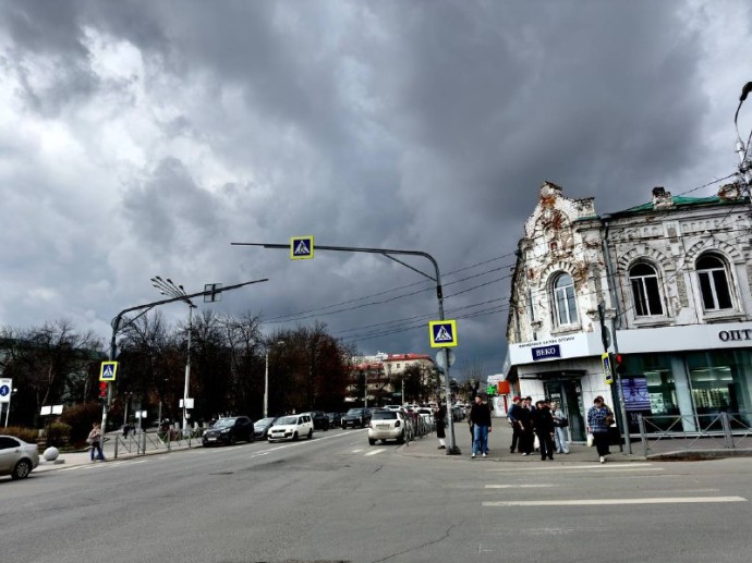 Погода в Пензе 4 августа: дожди, ветер, грозы и до +32