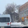 Уступают ли дорогу скорой помощи? В Южно-Сахалинске прошла проверка водителей