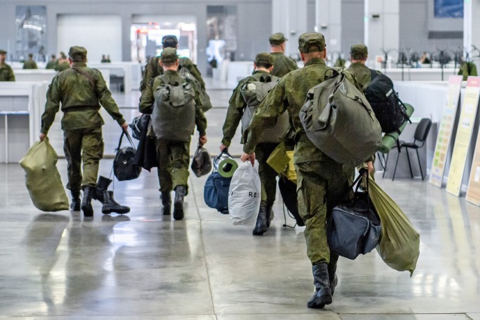 Кабмин хочет запретить депортацию и экстрадицию иностранцев, служивших в России Кабмин хочет запретить депортацию и экстрадицию иностранцев, служивших в России