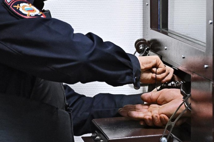 Композитора Шмитова арестовали за приставания к несовершеннолетнему в Москве