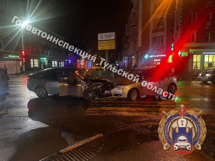 В Алексине водитель иномарки нарушила ПДД: пострадала пенсионерка