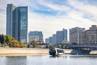 Столичные электросуда начали готовить к зимнему сезону