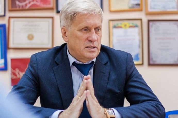 Экс-вице-губернатору Приморья Виктору Мяснику инкриминируется крупное мошенничество