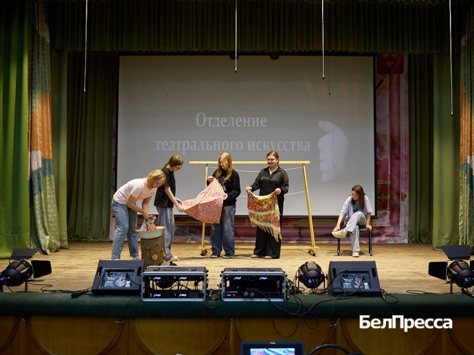 «Это были овации!» Спектакль белгородского любительского театра до слёз растрогал зрителей