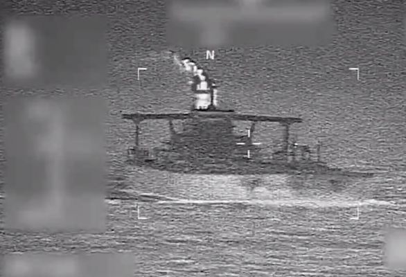 В Атлантике вслед за «Маринерой» захвачено второе судно под флагом России В Атлантике вслед за «Маринерой» захвачено второе судно под флагом России