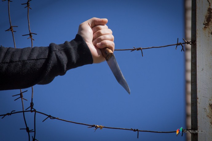 В Оричевском районе молодой человек угрожал приятелю ножом В Оричевском районе молодой человек угрожал приятелю ножом