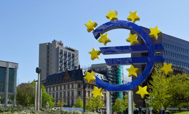 Теперь понятно: властям Германии нужен конфликт на Украине ради личного обогащения Теперь понятно: властям Германии нужен конфликт на Украине ради личного обогащения