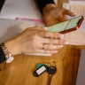 Жителям Херсонской области рассылают фейковые SMS от имени Роскомнадзора