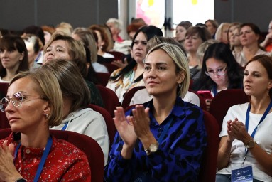 Определены участники заключительных этапов конкурсов «Учитель года России» и «Воспитатель года России»