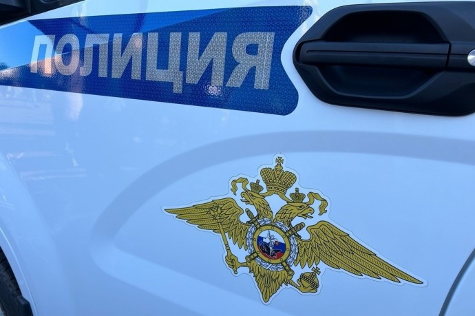 В Вологде водитель автомобиля Toyota протаранил несколько машин