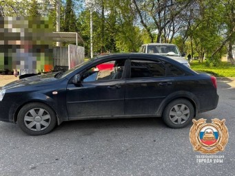 В Уфе автомобиль наехал во дворе на 9-летнего ребенка