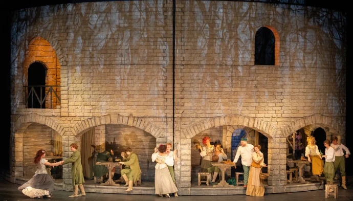 Малый театр показал в Самаре спектакль «Смута. 1609-1611 гг.» Малый театр показал в Самаре спектакль «Смута. 1609-1611 гг.»