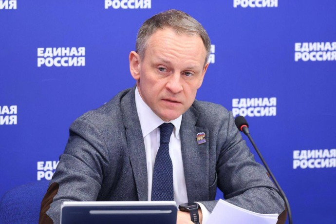 В Воронеже при поддержке депутата Госдумы Александра Сидякина появятся три новых мурала выдающимся землякам В Воронеже при поддержке депутата Госдумы Александра Сидякина появятся три новых мурала выдающимся землякам