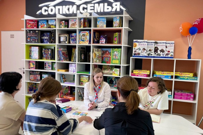 Бесплатные тренинги и поддержка помогают мамам строить карьеру в Мурманской области