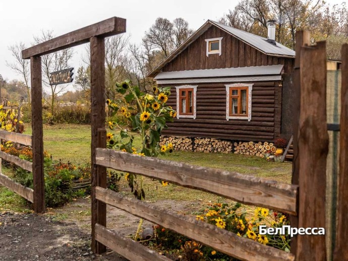 Там, где живёт душа. В посёлке Томаровка работает этноподворье «Околица» Там, где живёт душа. В посёлке Томаровка работает этноподворье «Околица»