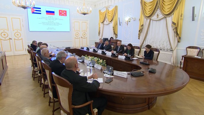 Меры соцподдержки, развитие транспортной инфраструктуры, встреча с кубинской делегацией – ключевые пункты рабочей недели Александра Беглова Меры соцподдержки, развитие транспортной инфраструктуры, встреча с кубинской делегацией – ключевые пункты рабочей недели Александра Беглова