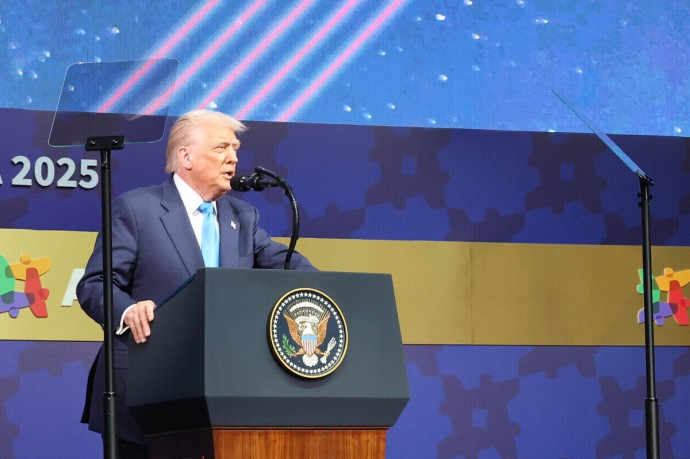 Дональд Трамп заявил о переговорах с Москвой по ядерному разоружению