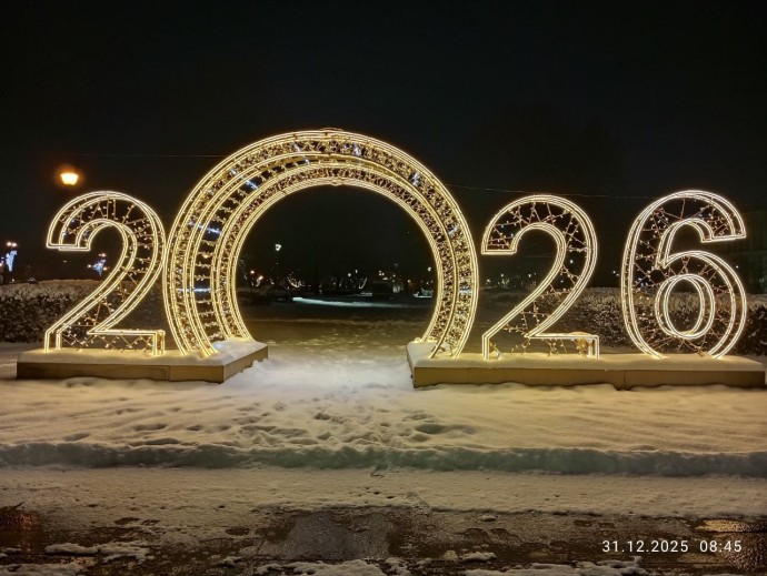 Александр Колесов поздравил петербуржцев с наступающим Новым годом