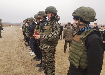 Около двух тысяч амурских школьников и студентов прошли военную подготовку в центре «Авангард»