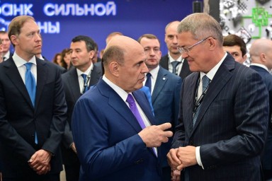 Михаил Мишустин высоко оценил возможности нефтехимической отрасли Башкирии