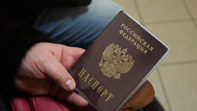Полиция помогла пенсионерке, обратившейся к Путину, получить гражданство