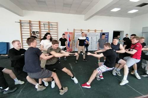 Амурчане приняли участие в дальневосточных войсковых соревнованиях среди казачьей молодежи Амурчане приняли участие в дальневосточных войсковых соревнованиях среди казачьей молодежи
