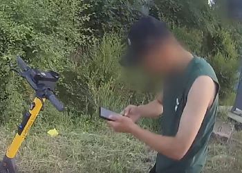 Двоих мигрантов-нелегалов на самокате задержали в Благовещенске