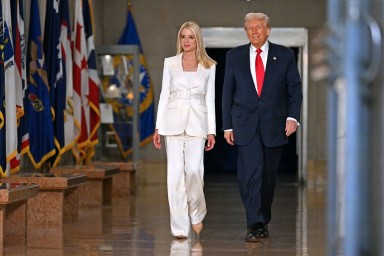 Трамп заявил о расследовании из-за якобы украденных Байденом выборов