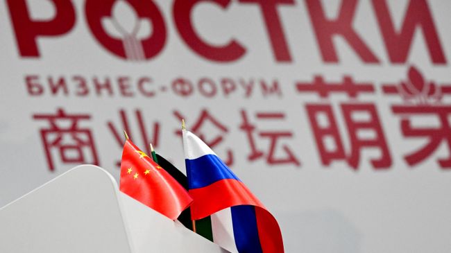 Генконсул КНР: турпоток между Россией и Китаем достигнет новых рекордов Генконсул КНР: турпоток между Россией и Китаем достигнет новых рекордов
