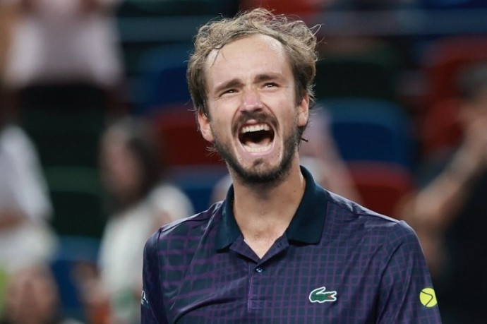 Теннис. Rolex Shanghai Masters. Полуфинал. Медведев - Риндеркнеш. Прямая трансляция