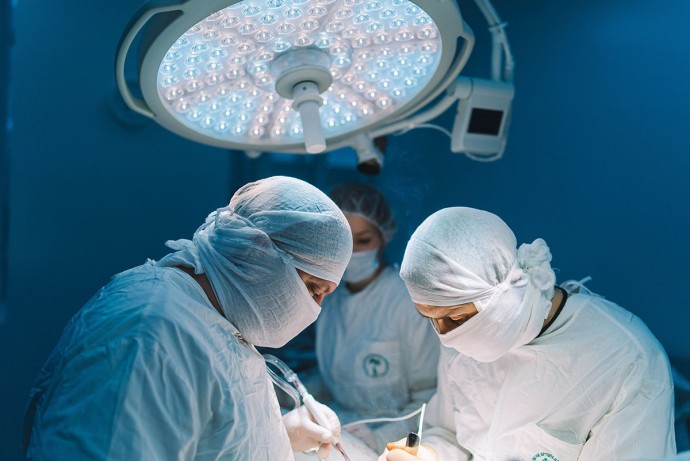 Курдюмов спас 13-летнюю девочку от тяжелого сколиоза Курдюмов спас 13-летнюю девочку от тяжелого сколиоза