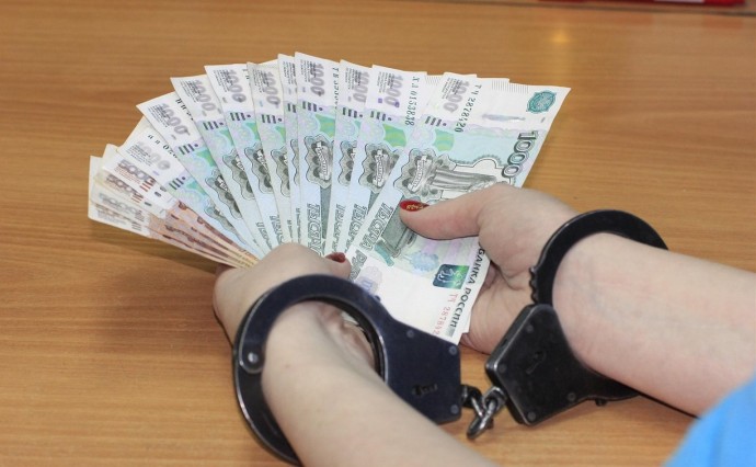 На Сахалине будут судить за хищение 7,6 млн рублей экс-финансового директора строительной фирмы