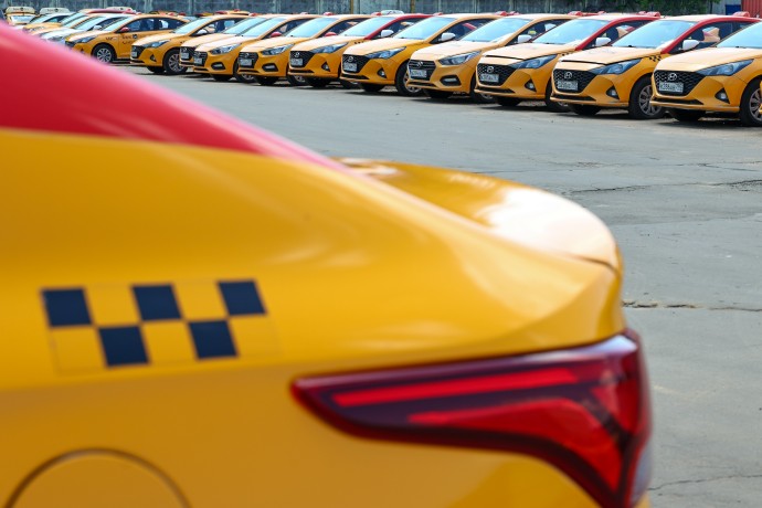 В России собираются начать производство нового электромобиля для такси