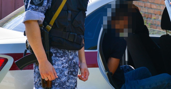 В одном из баров Пензы задержали мужчину, отказавшегося платить по счету