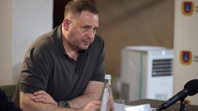 У главы офиса Зеленского Ермака прошли обыски У главы офиса Зеленского Ермака прошли обыски