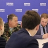 «Граница отступает за нами»: молодые политики встретились с отличником погранвойск