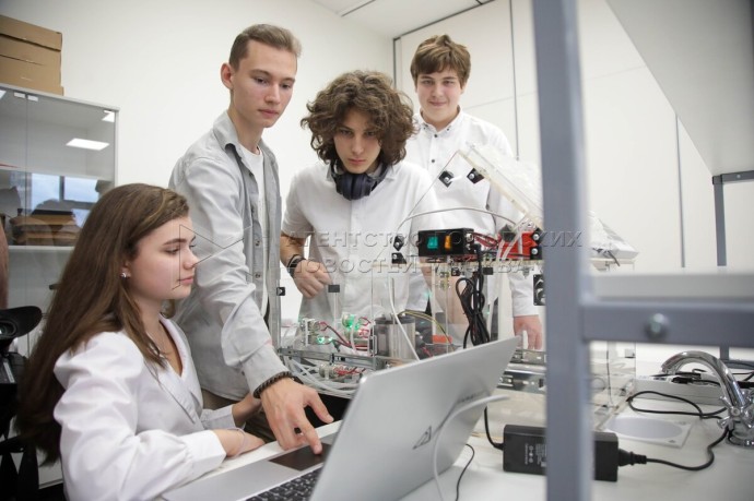 Ракова: Более 40% московских старшеклассников выбрали предпрофессиональное образование Ракова: Более 40% московских старшеклассников выбрали предпрофессиональное образование