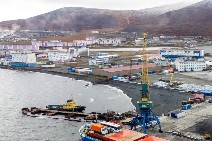 Самый северный морской порт России сможет принимать больше грузов после реконструкции одного из причалов