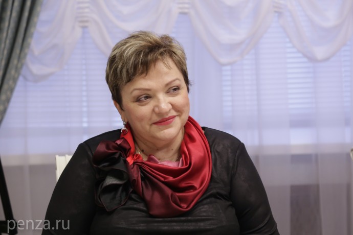 Не забудьте поздравить! День рождения у начальника управления Минюста Елены Канашкиной