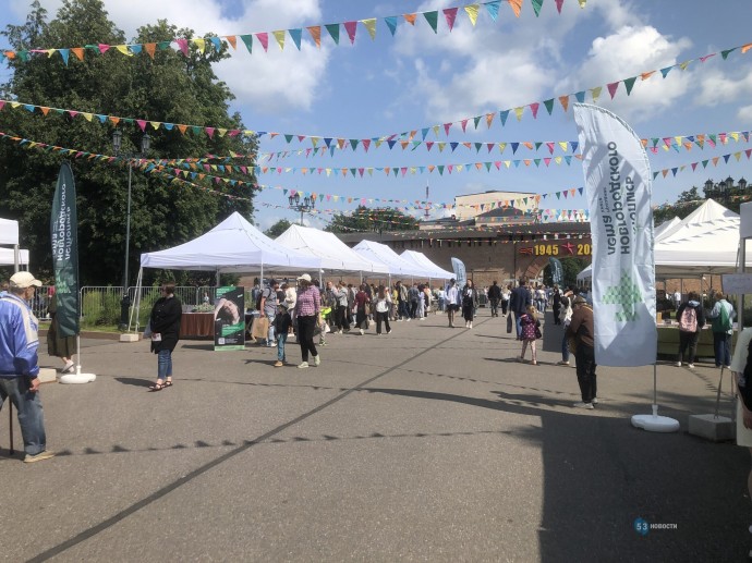 В Великом Новгороде открылся крупный книжный фестиваль
