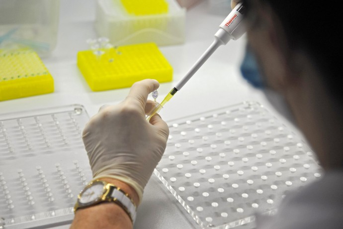 Генетический скрининг перед ЭКО планируют делать по ОМС